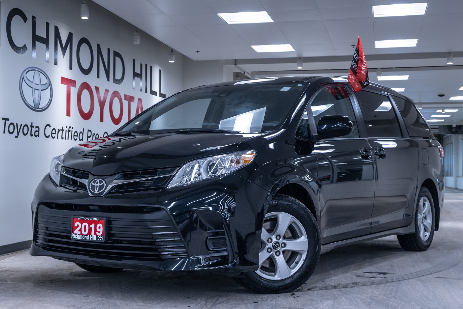 2019 Toyota Sienna : 1 2019 Toyota Sienna
